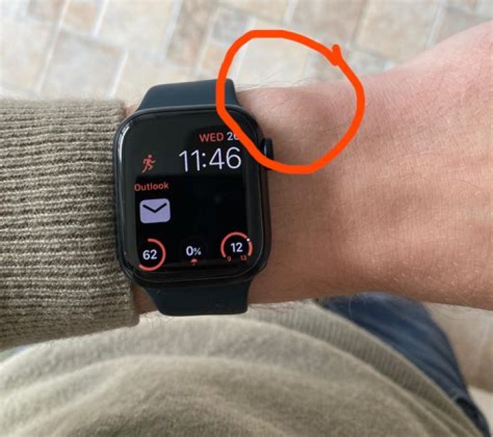 Does Rogers have Apple Watch?