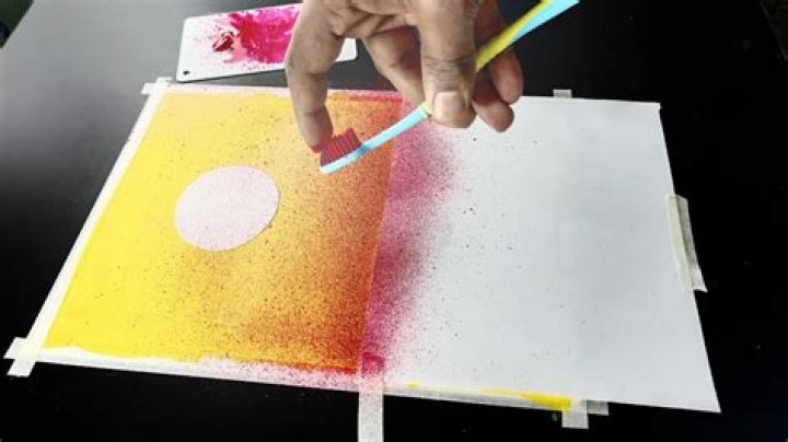 How do I make a spray brush in Photoshop?
