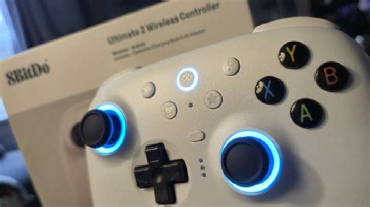 How do you charge a Wii U controller?