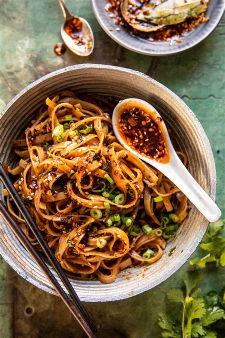 How do you cook with chilli oil?