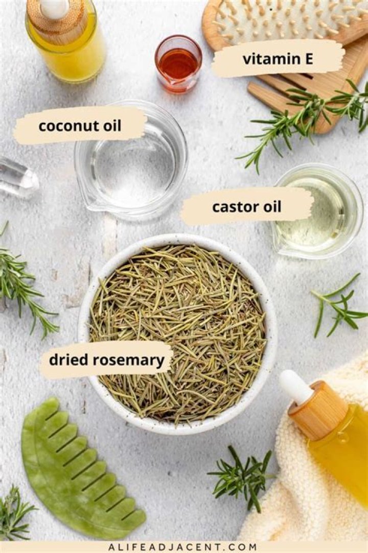How do you use rosemary oil for dandruff?