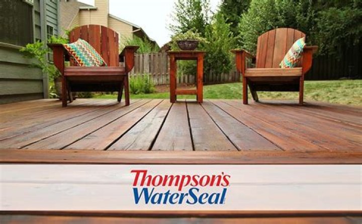 How much area does a gallon of Thompson's Water Seal cover?