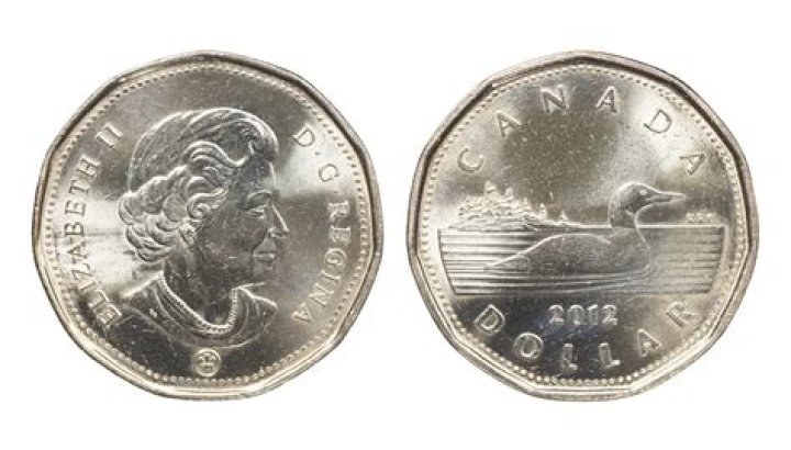 How much does a 2012 loonie weigh?