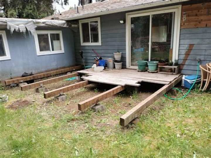 Is it cheaper to gut a house or rebuild?