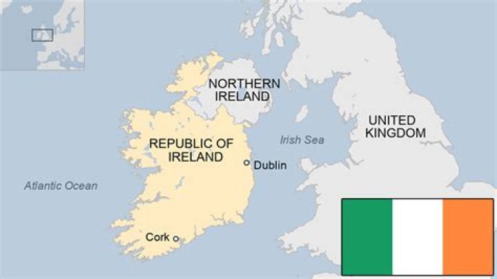 What are Ireland's neighboring countries?