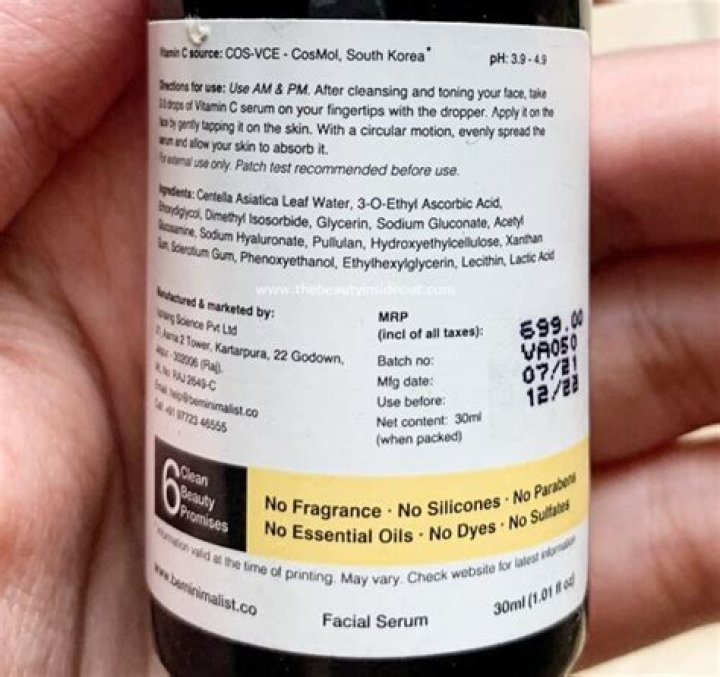 What are the ingredients in cyanocobalamin?