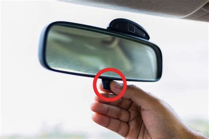 What can I hang from my car mirror?