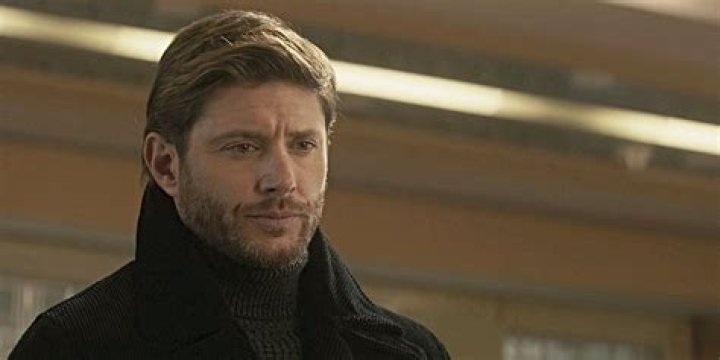 What color is Dean Winchester's hair?