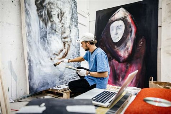 What do you buy an artistic person?