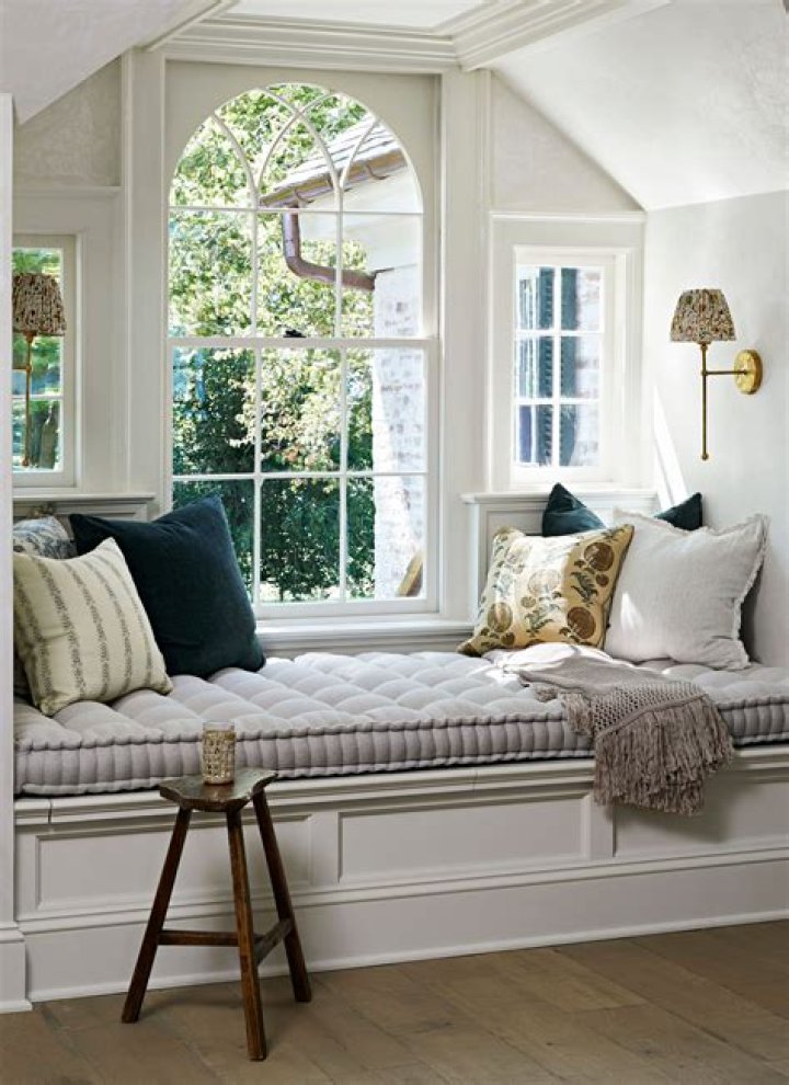 What do you put in a bay window space?