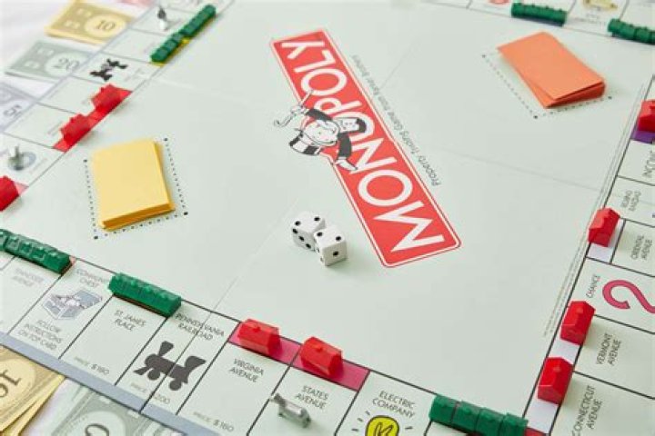 What happens when you run out of houses monopoly?