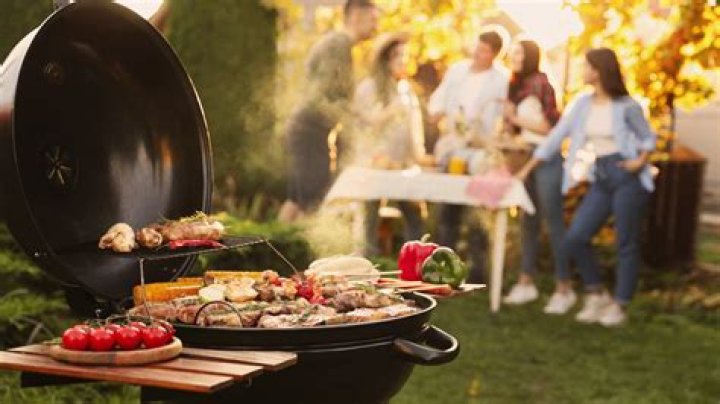 What is considered barbecue? | ContextResponse.com