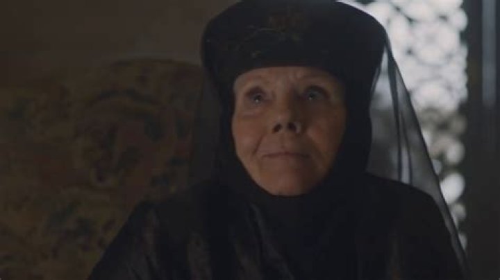 Which episode does Lady Olenna die?