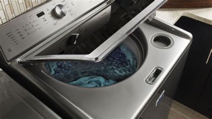 Why is my washing machine stuck on rinse cycle?